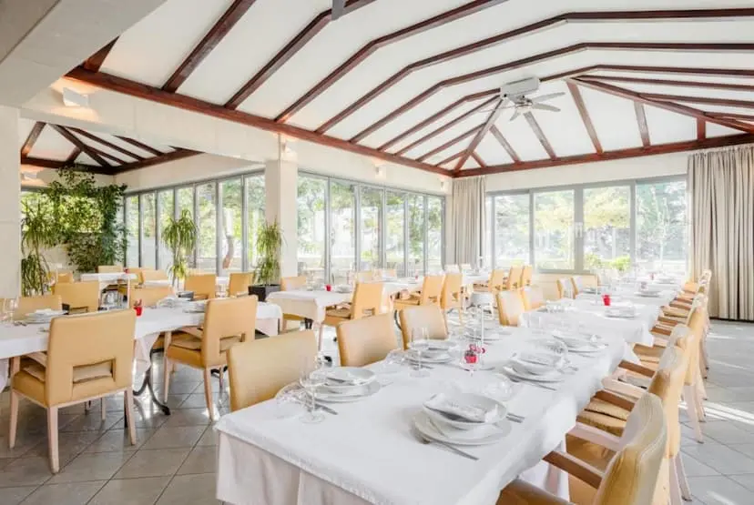 Dining room at Rogač restaurant