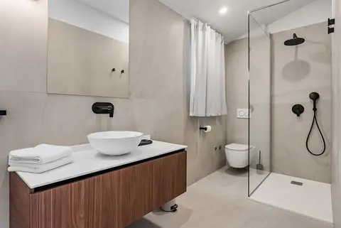 Penthouse Residence · photograph 3