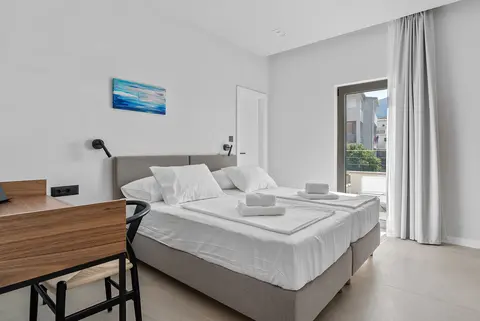 Penthouse Residence · photograph 5