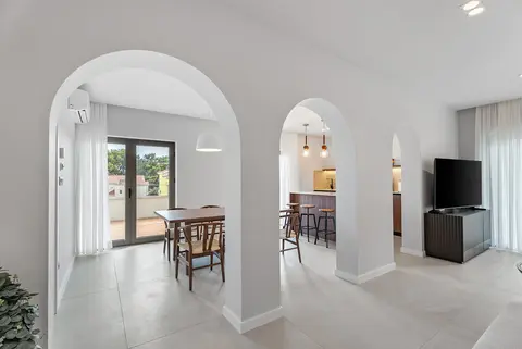 Terrace Residence · photograph 4