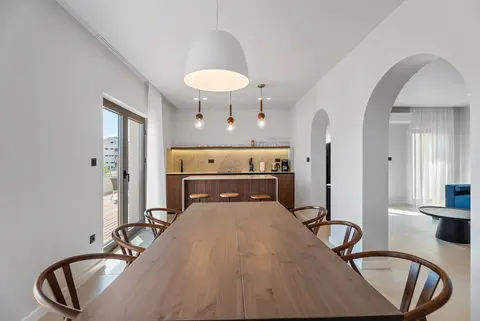 Terrace Residence · photograph 5